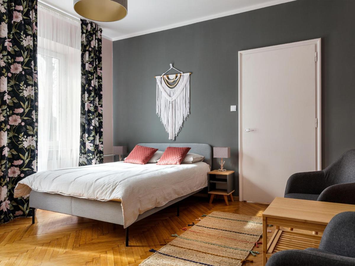 Apartament Zakatek Z Dwiema Sypialniami Bielsko-Biała Exterior foto